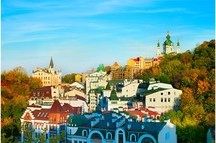 Vibrant Andriyivskyy Descent in Kiev Vibrant Andriyivskyy Descent in Kiev